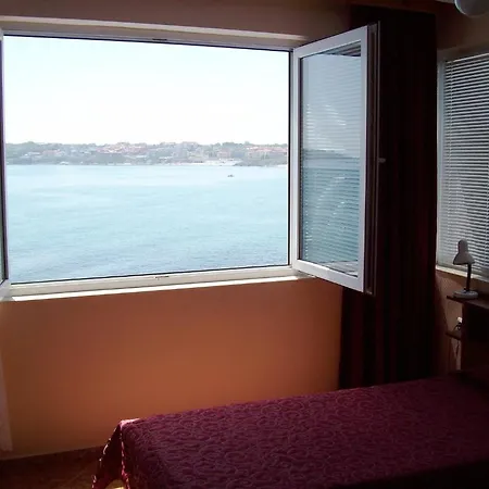 Mistral Apartment *